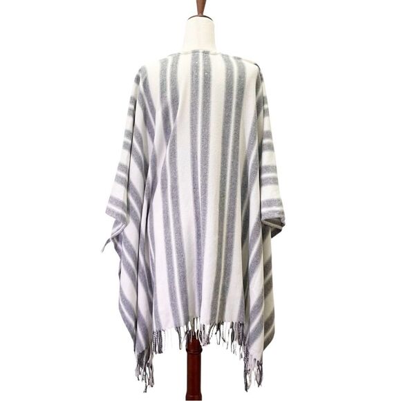 GAP Boho Fringed Poncho Cream & Gray Striped Wool Blend Oversized Size XS/S | OS - Picture 3 of 15